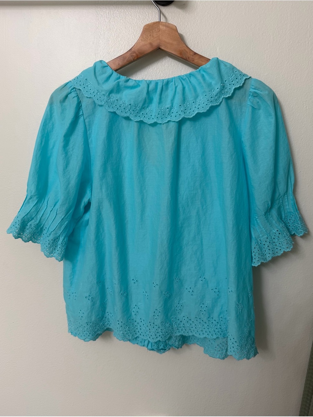 Talbots Turquoise Eyelet Ruffle Top Size M - Picture 3 of 6